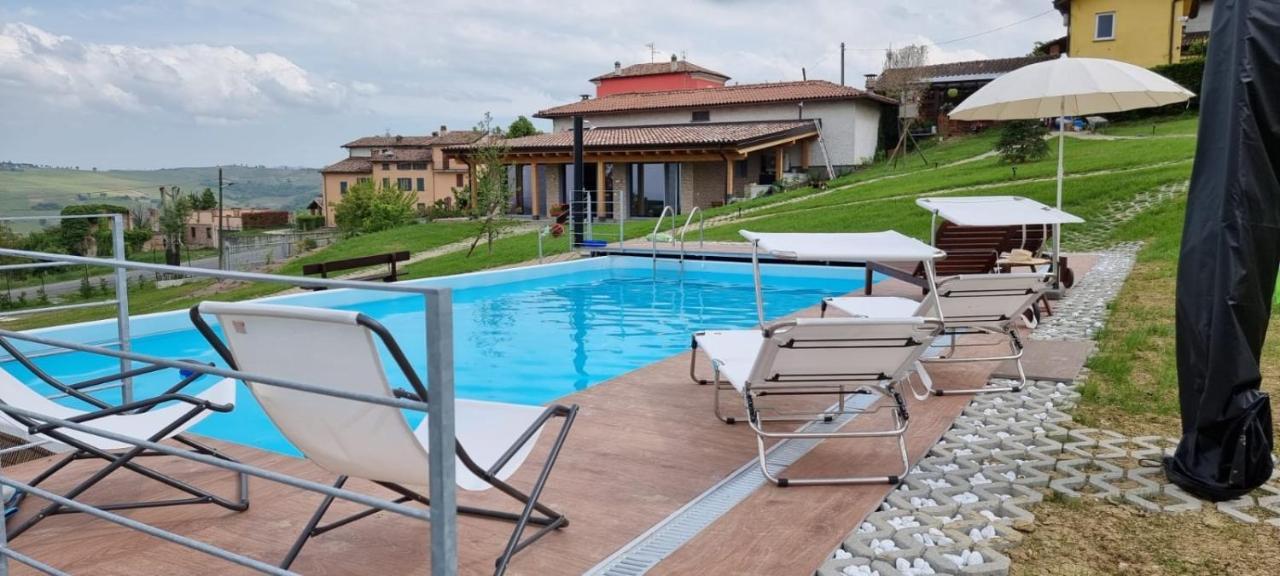 Casa Vacanza Con Piscina,Area Giochi Bambini. Santa Maria della Versa Eksteriør billede