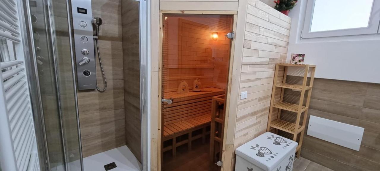 Casa Vacanza Con Piscina,Area Giochi Bambini. Santa Maria della Versa Eksteriør billede