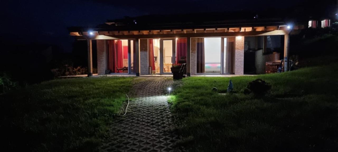 Casa Vacanza Con Piscina,Area Giochi Bambini. Santa Maria della Versa Eksteriør billede