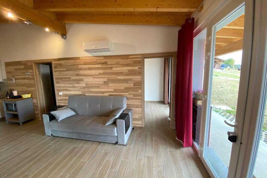 Casa Vacanza Con Piscina,Area Giochi Bambini. Santa Maria della Versa Eksteriør billede