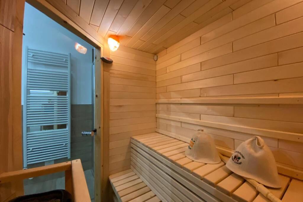 Casa Vacanza Con Piscina,Area Giochi Bambini. Santa Maria della Versa Eksteriør billede
