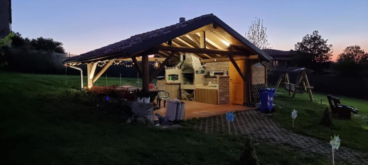 Casa Vacanza Con Piscina,Area Giochi Bambini. Santa Maria della Versa Eksteriør billede
