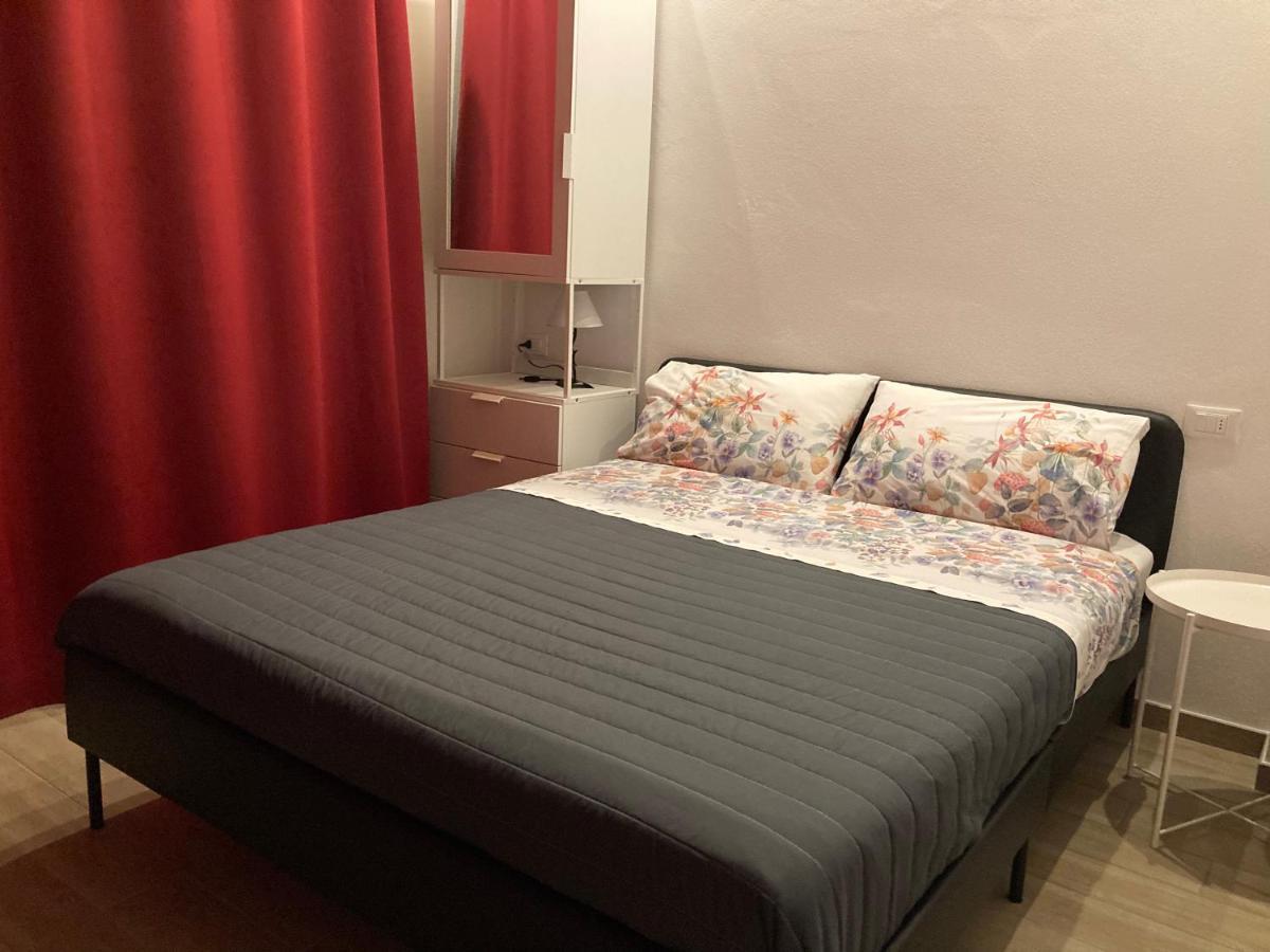 Casa Vacanza Con Piscina,Area Giochi Bambini. Santa Maria della Versa Eksteriør billede